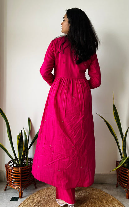 Gulaabo Roshan Suit Set