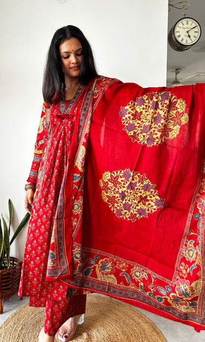 Gulnaar Red Blockprint Suit set