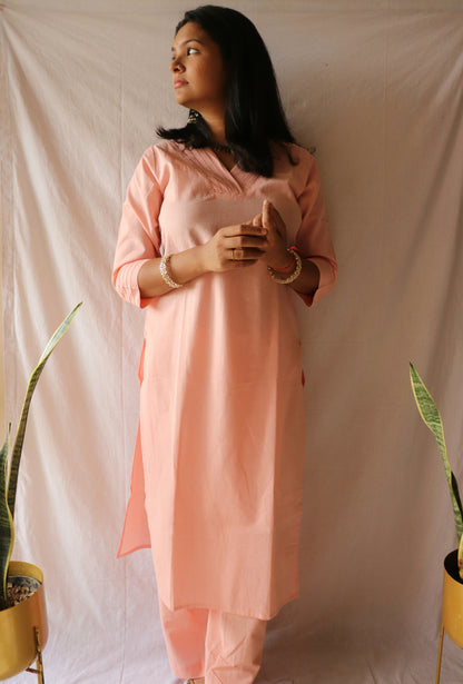 Blush elegance – Soft cotton kurta set