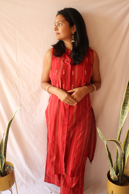 Regal red - Cotton kurta set with brown embroidery